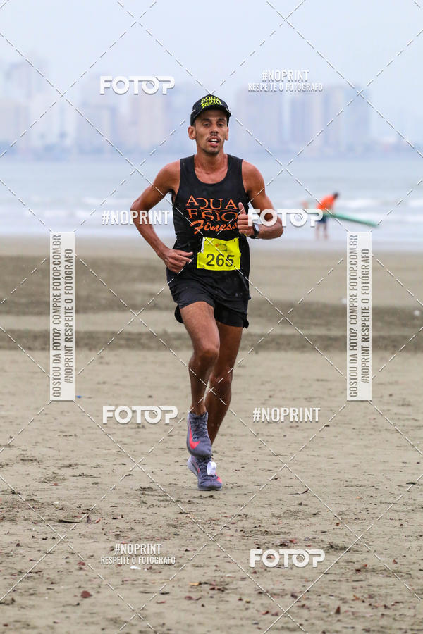 Buy your photos of the event2 ICE RUN 6K on Fotop