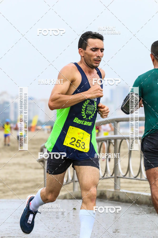 Buy your photos of the event2 ICE RUN 6K on Fotop