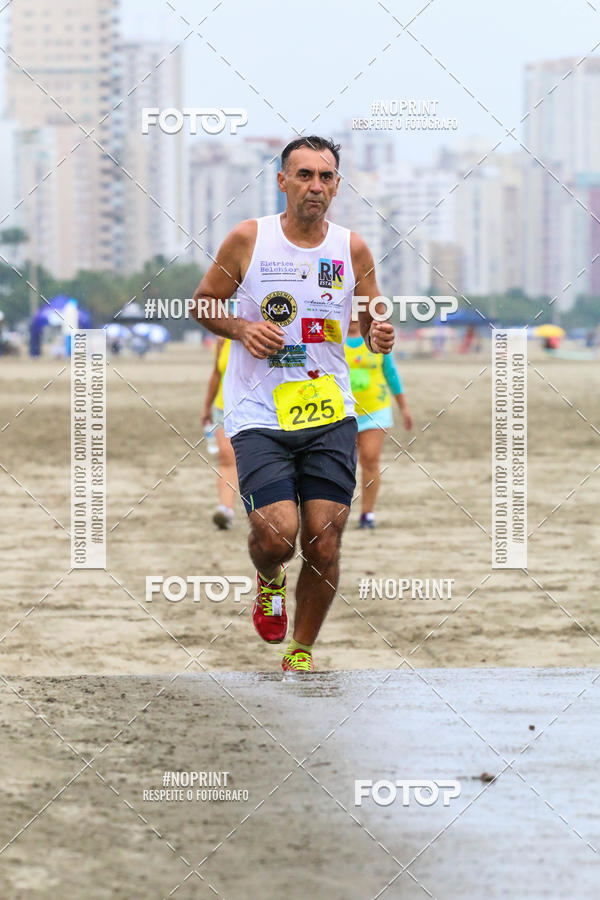 Buy your photos of the event2 ICE RUN 6K on Fotop