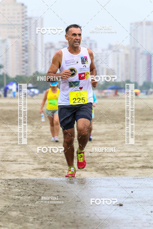 Buy your photos of the event2 ICE RUN 6K on Fotop