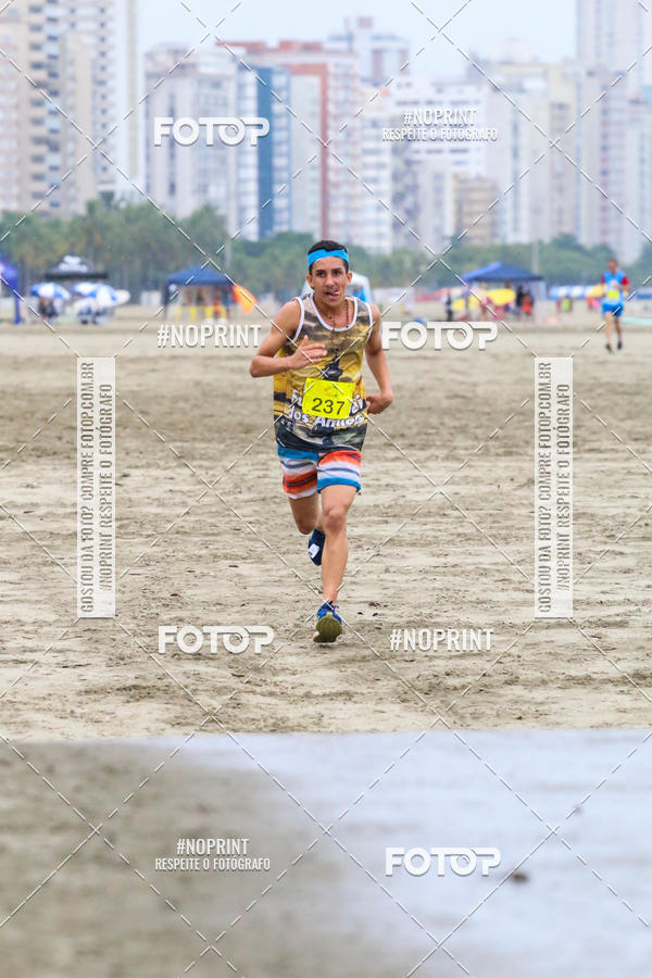 Buy your photos of the event2 ICE RUN 6K on Fotop