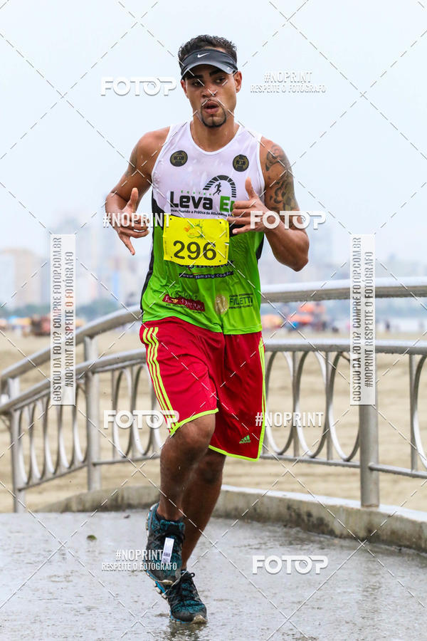 Buy your photos of the event2 ICE RUN 6K on Fotop