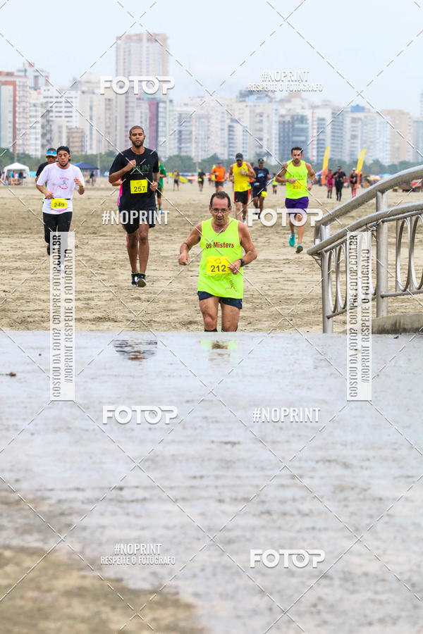 Buy your photos of the event2 ICE RUN 6K on Fotop