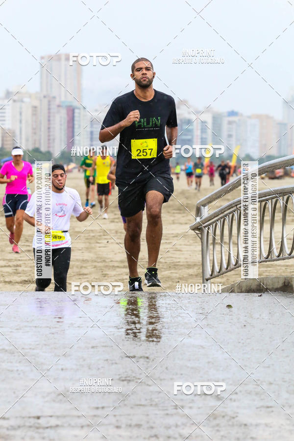 Buy your photos of the event2 ICE RUN 6K on Fotop