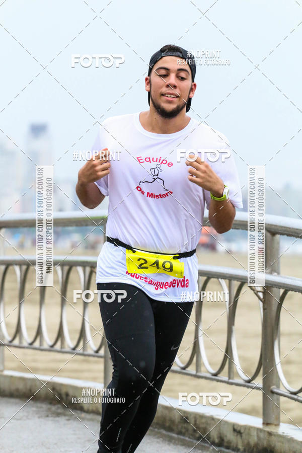 Buy your photos of the event2 ICE RUN 6K on Fotop