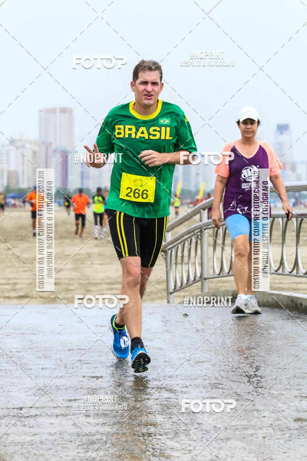 Buy your photos of the event2 ICE RUN 6K on Fotop