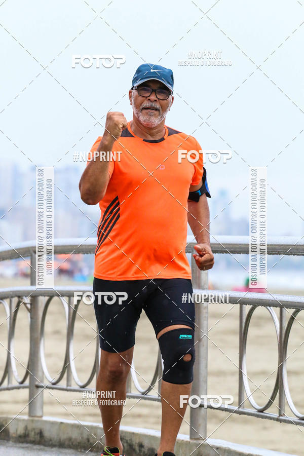 Buy your photos of the event2 ICE RUN 6K on Fotop