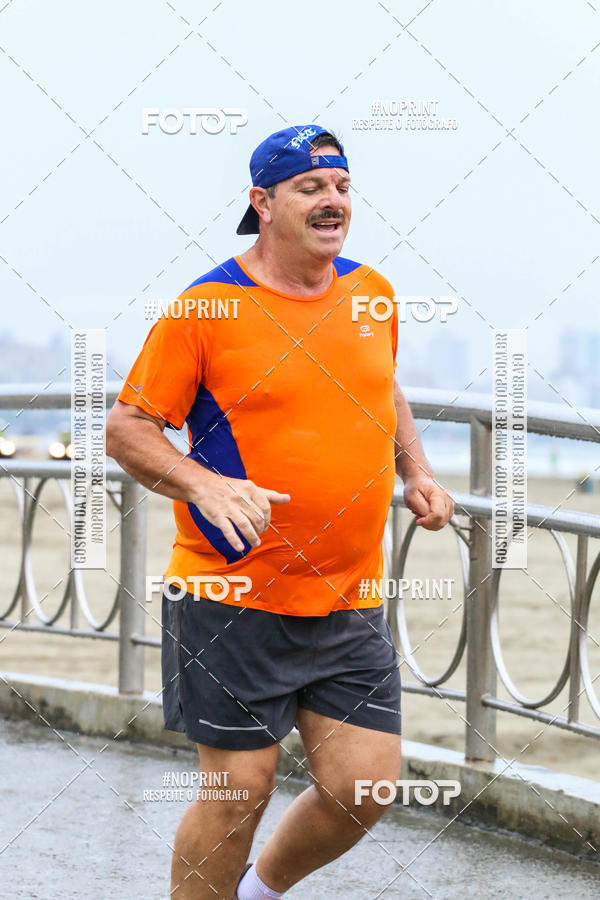 Buy your photos of the event2 ICE RUN 6K on Fotop