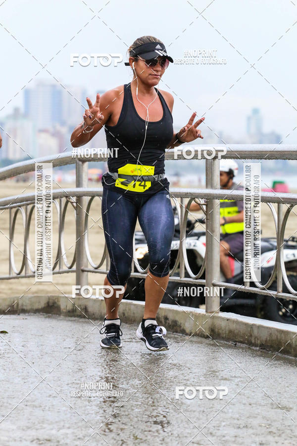 Buy your photos of the event2 ICE RUN 6K on Fotop