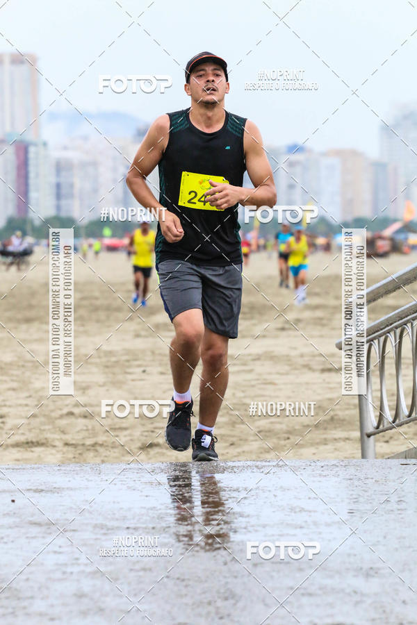 Buy your photos of the event2 ICE RUN 6K on Fotop