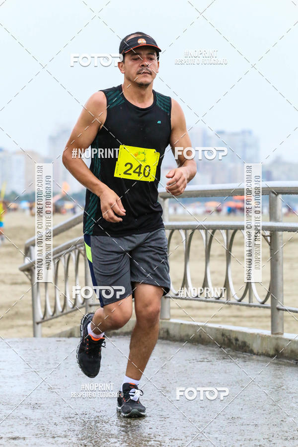 Buy your photos of the event2 ICE RUN 6K on Fotop