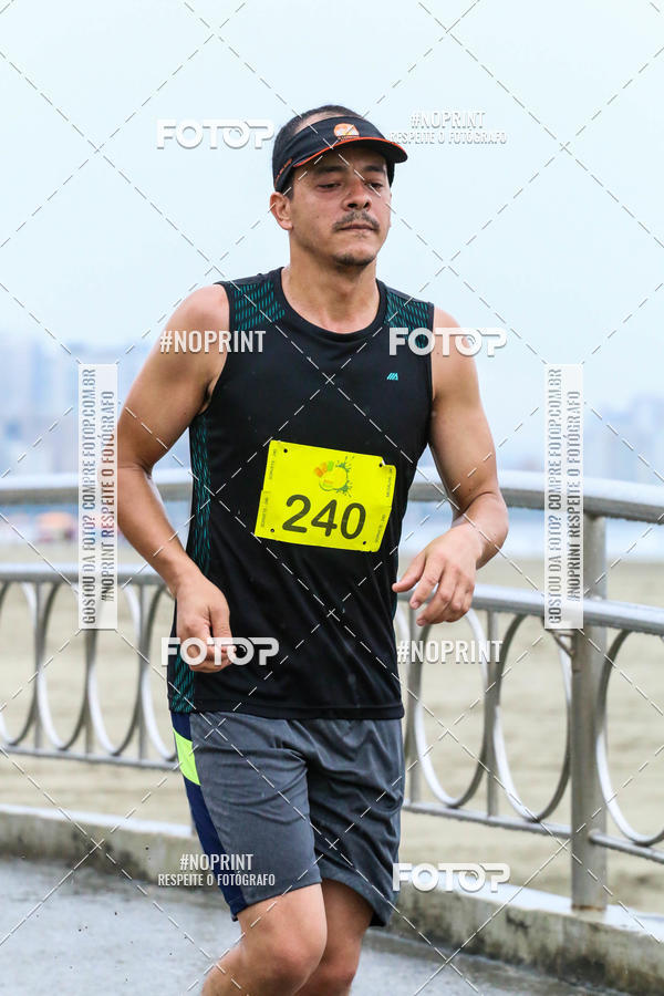 Buy your photos of the event2 ICE RUN 6K on Fotop