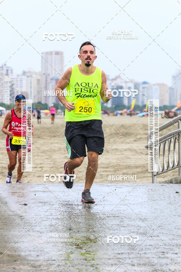 Buy your photos of the event2 ICE RUN 6K on Fotop