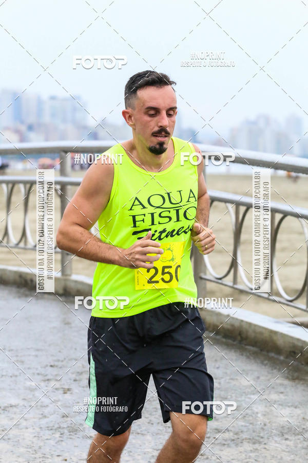 Buy your photos of the event2 ICE RUN 6K on Fotop