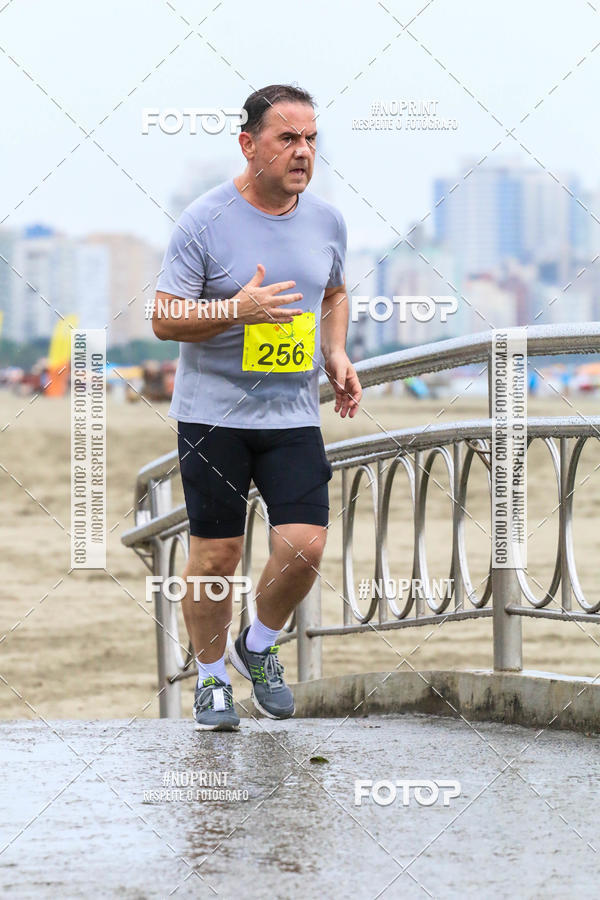 Buy your photos of the event2 ICE RUN 6K on Fotop