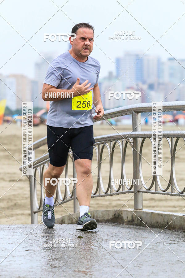 Buy your photos of the event2 ICE RUN 6K on Fotop