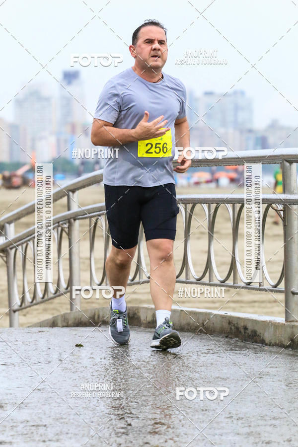 Buy your photos of the event2 ICE RUN 6K on Fotop