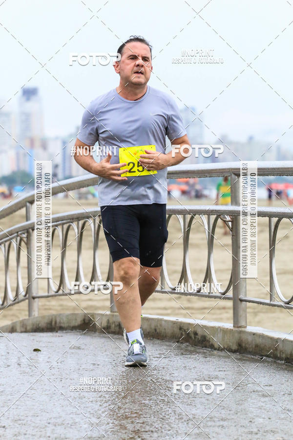 Buy your photos of the event2 ICE RUN 6K on Fotop