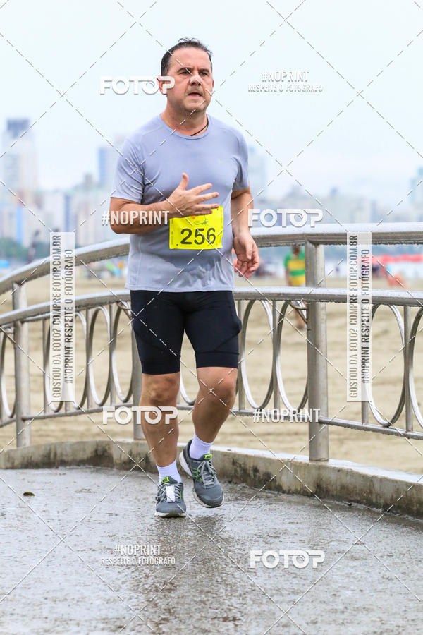 Buy your photos of the event2 ICE RUN 6K on Fotop