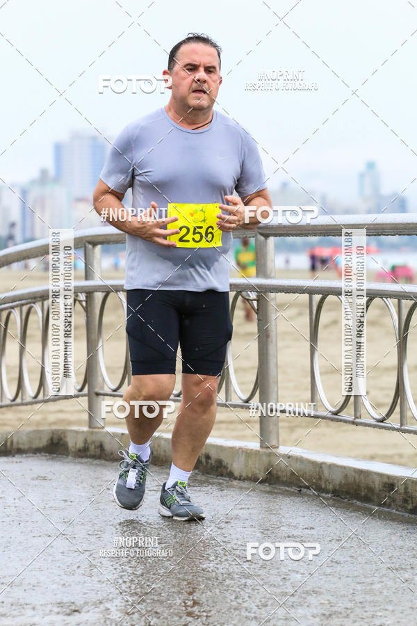 Buy your photos of the event2 ICE RUN 6K on Fotop