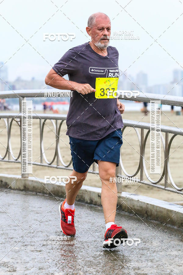 Buy your photos of the event2 ICE RUN 6K on Fotop