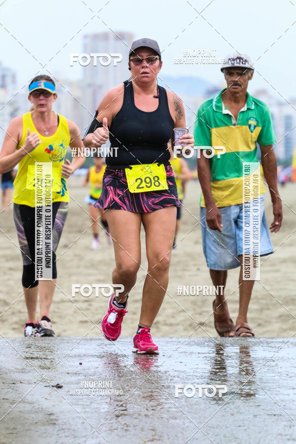 Buy your photos of the event2 ICE RUN 6K on Fotop