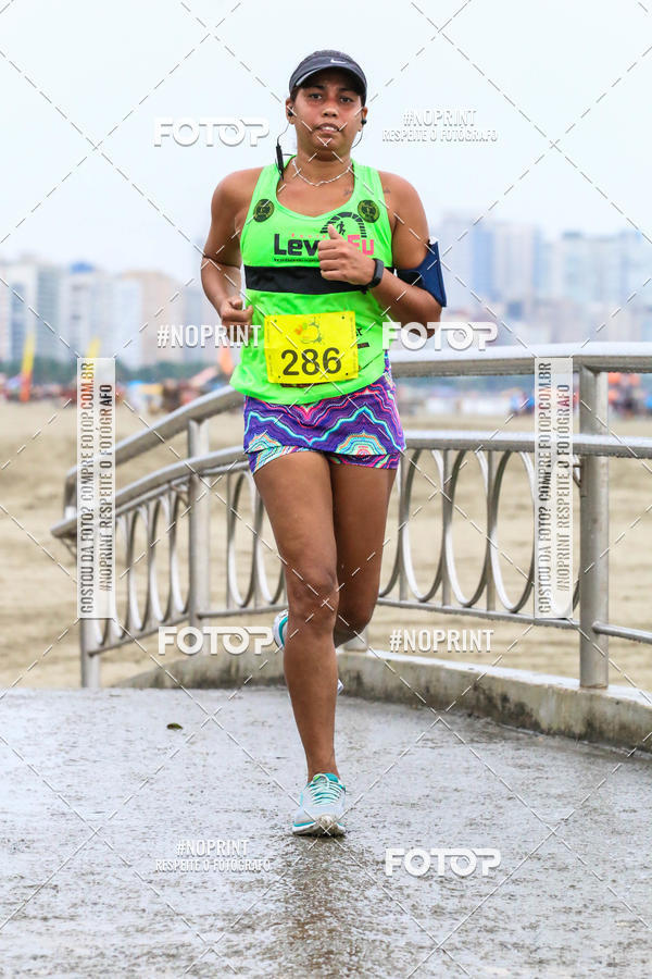 Buy your photos of the event2 ICE RUN 6K on Fotop