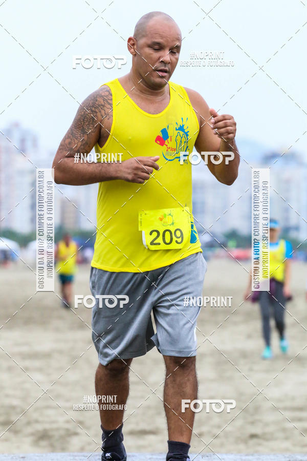 Buy your photos of the event2 ICE RUN 6K on Fotop