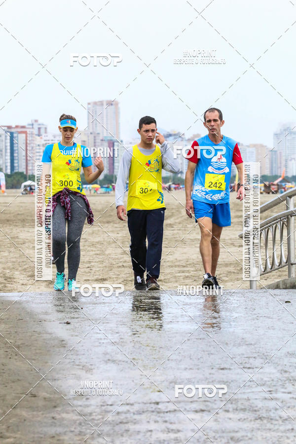 Buy your photos of the event2 ICE RUN 6K on Fotop
