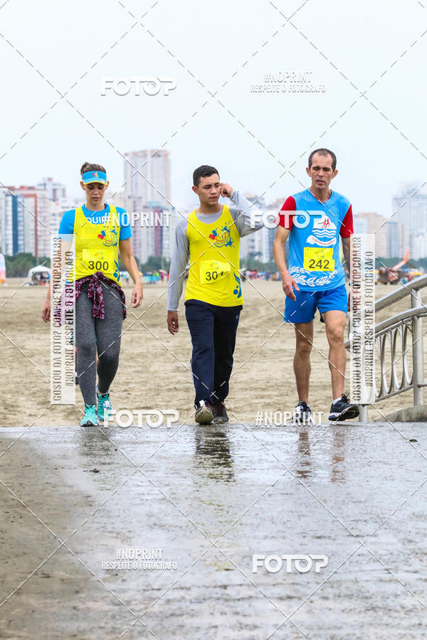 Buy your photos of the event2 ICE RUN 6K on Fotop
