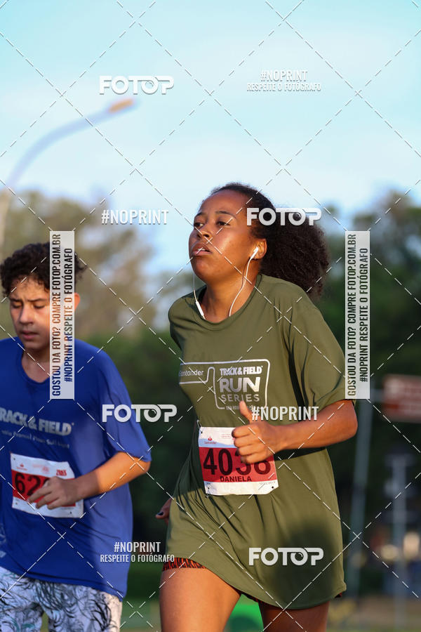 Buy your photos of the eventSANTANDER TRACK&FIELD RUN SERIES VILA NOVA CONCEIO - OBELISCO - Equipe ASI on Fotop