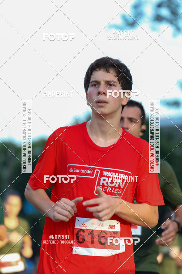 Buy your photos of the eventSANTANDER TRACK&FIELD RUN SERIES VILA NOVA CONCEIO - OBELISCO - Equipe ASI on Fotop