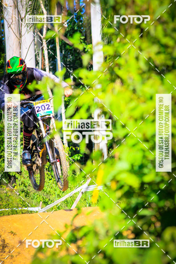 Buy your photos of the eventSul Brasileiro de Downhill on Fotop