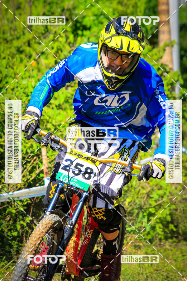 Buy your photos of the eventSul Brasileiro de Downhill on Fotop