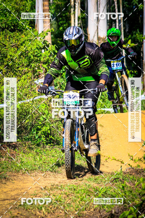 Buy your photos of the eventSul Brasileiro de Downhill on Fotop