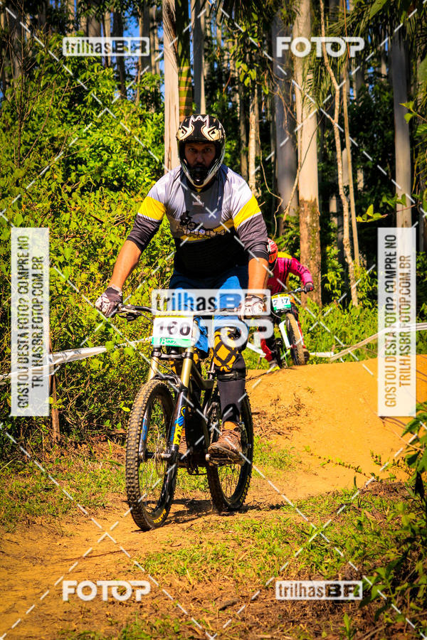 Buy your photos of the eventSul Brasileiro de Downhill on Fotop