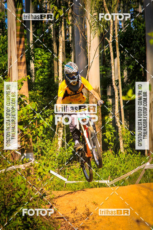 Buy your photos of the eventSul Brasileiro de Downhill on Fotop
