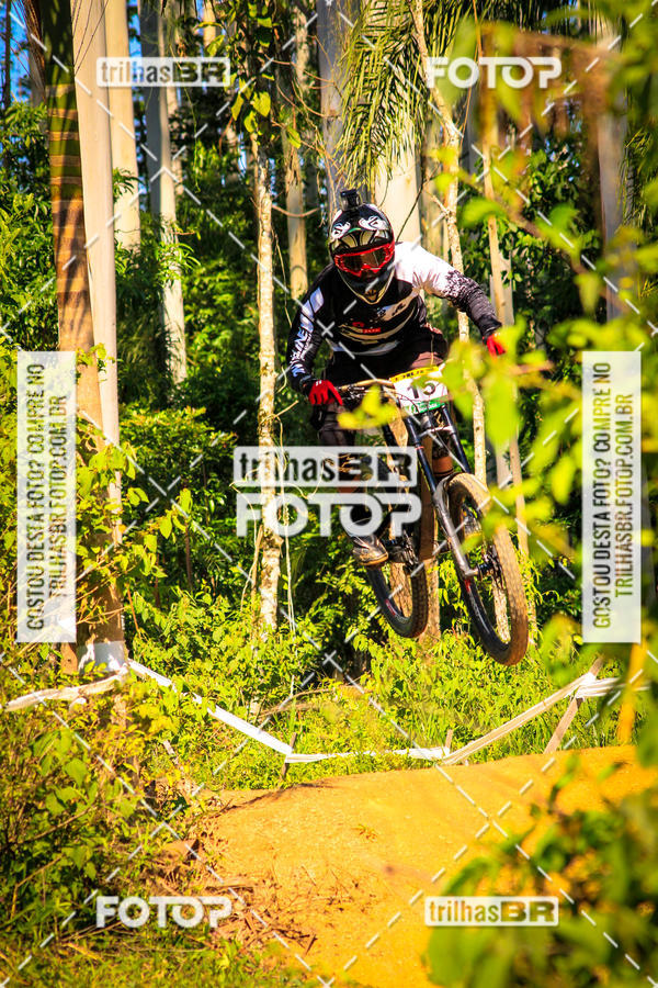Buy your photos of the eventSul Brasileiro de Downhill on Fotop