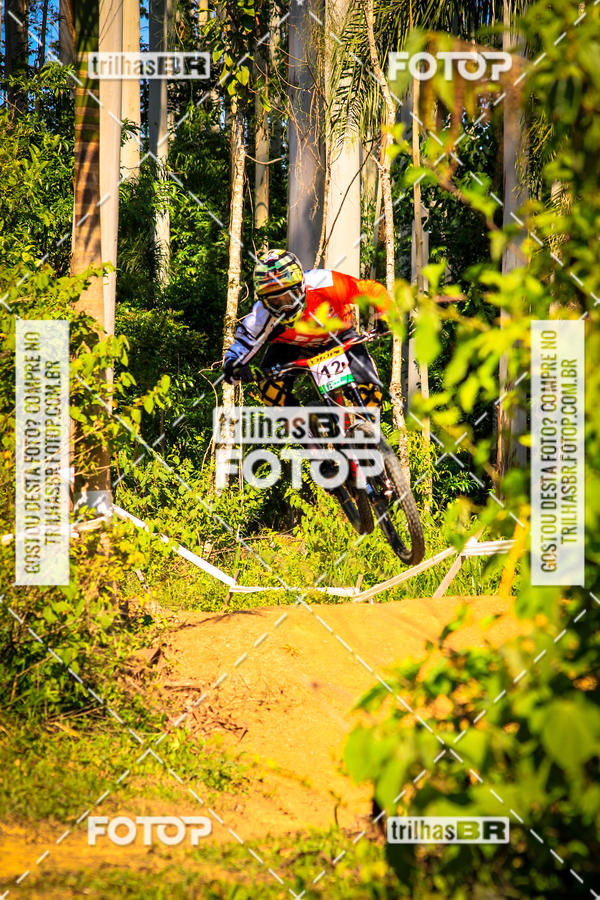 Buy your photos of the eventSul Brasileiro de Downhill on Fotop