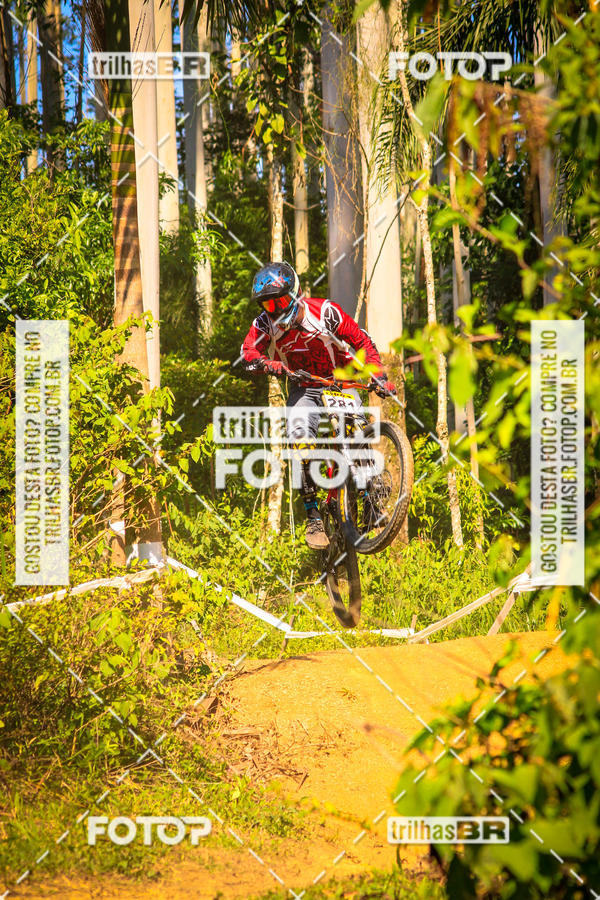 Buy your photos of the eventSul Brasileiro de Downhill on Fotop