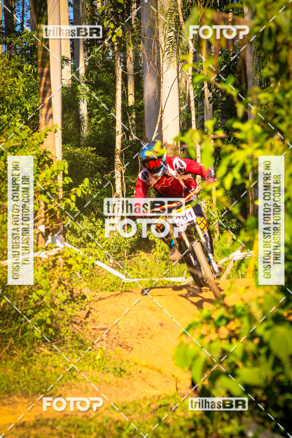 Buy your photos of the eventSul Brasileiro de Downhill on Fotop