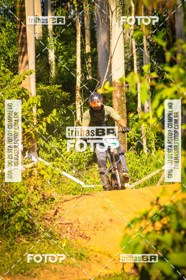 Buy your photos of the eventSul Brasileiro de Downhill on Fotop