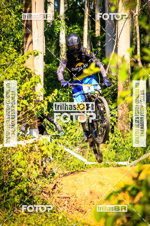 Buy your photos of the eventSul Brasileiro de Downhill on Fotop