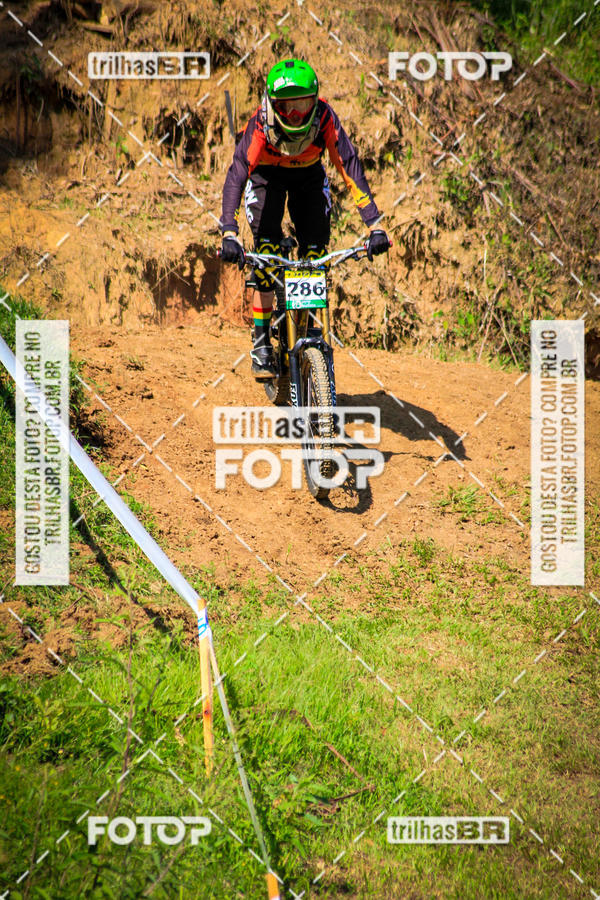 Buy your photos of the eventSul Brasileiro de Downhill on Fotop