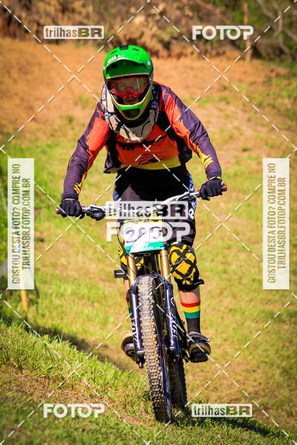 Buy your photos of the eventSul Brasileiro de Downhill on Fotop