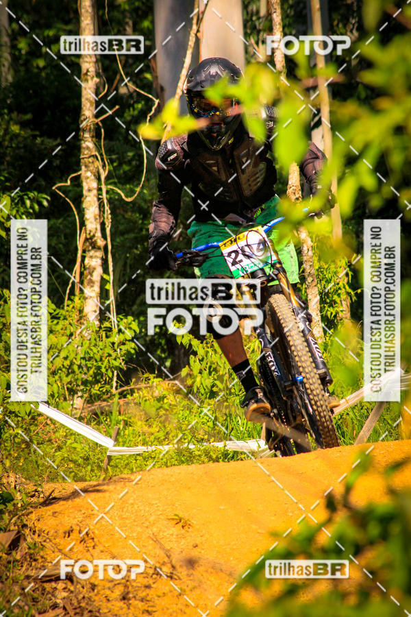 Buy your photos of the eventSul Brasileiro de Downhill on Fotop