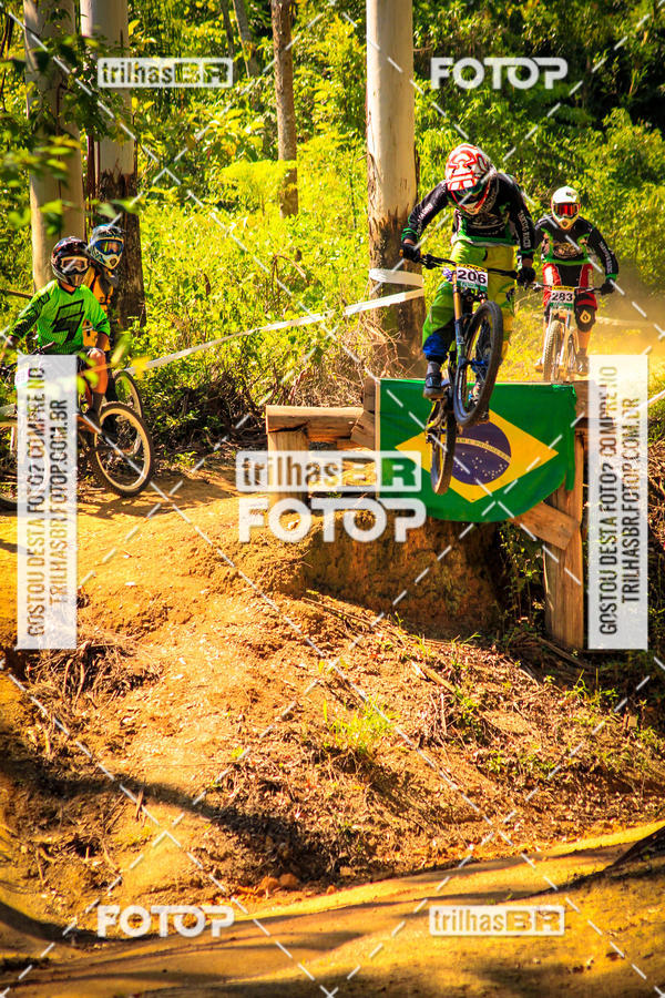 Buy your photos of the eventSul Brasileiro de Downhill on Fotop