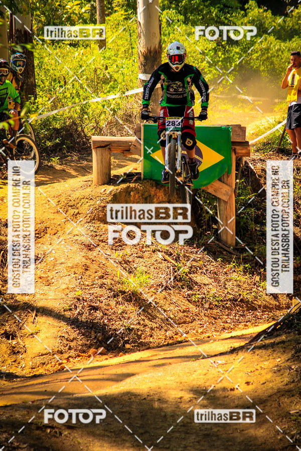 Buy your photos of the eventSul Brasileiro de Downhill on Fotop