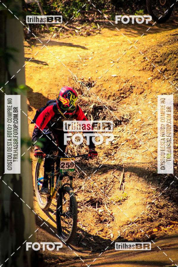 Buy your photos of the eventSul Brasileiro de Downhill on Fotop