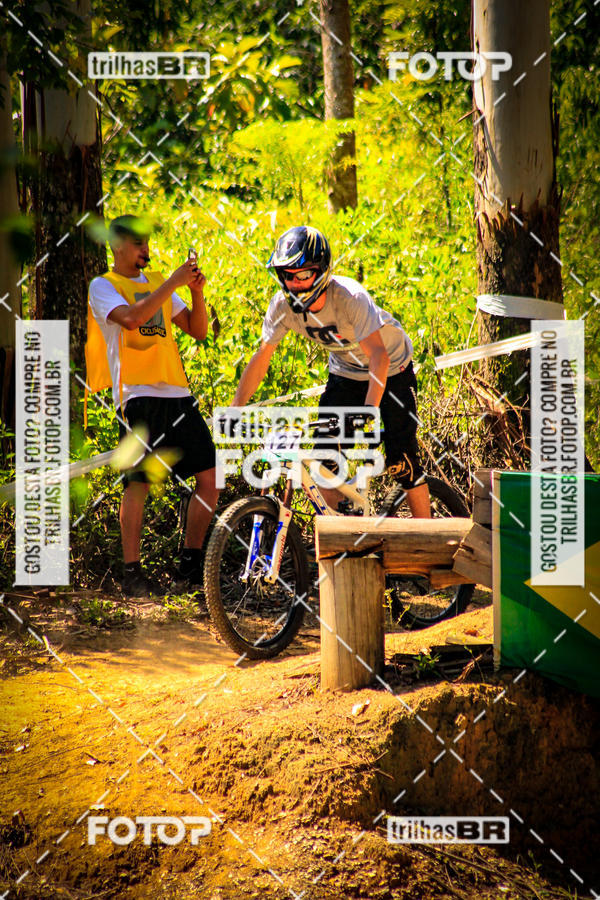 Buy your photos of the eventSul Brasileiro de Downhill on Fotop